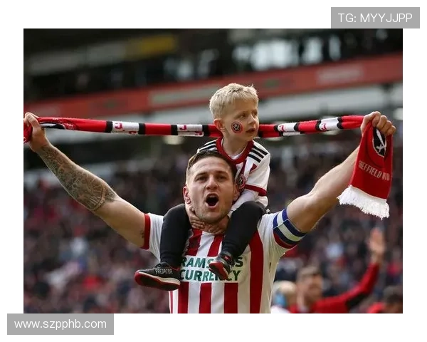 谢联逆袭英超状态回暖，球迷欢庆历史性胜利与奇迹之路再创辉煌