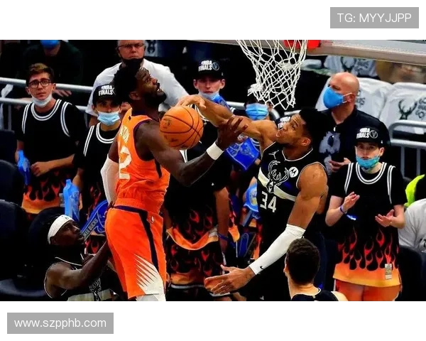 扬尼斯挡拆拉开空间效率提升显著助雄鹿持续主导内线对决